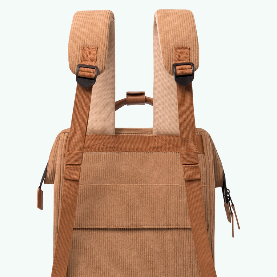 sac à dos aventurier moyen dubaï